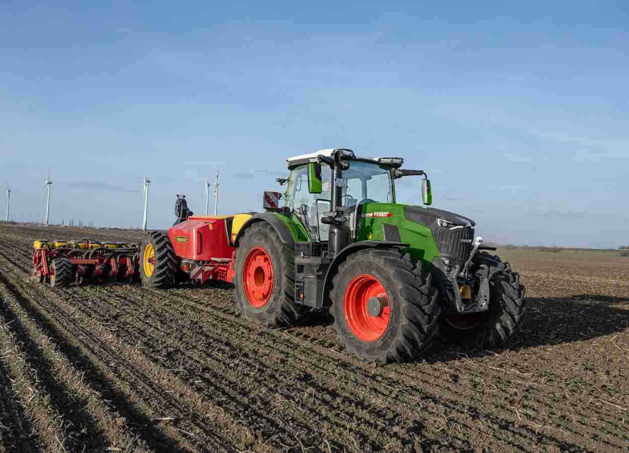 Fendt 832 Vario registra o menor consumo de combustível da categoria
