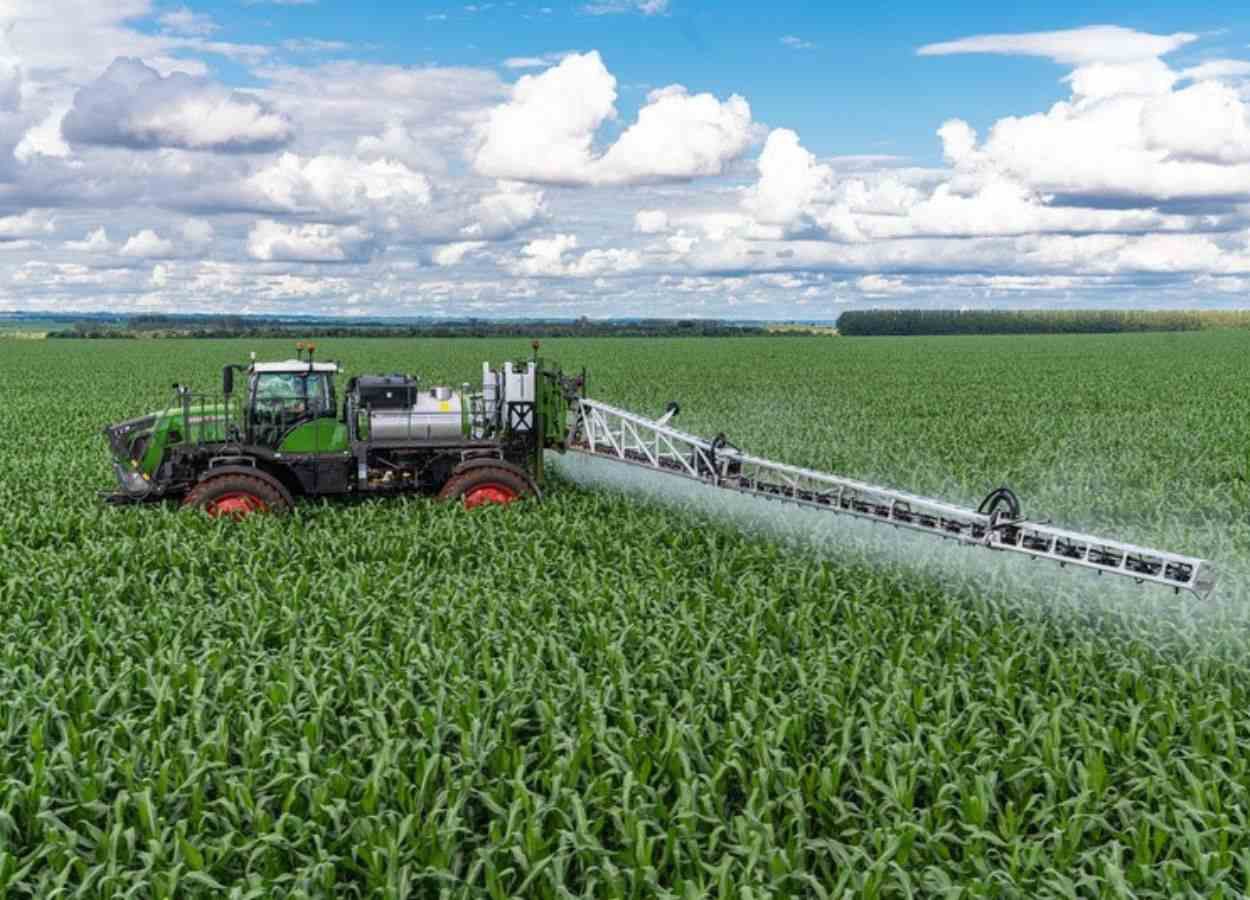 Alta tecnologia e potência marcam estreia da Fendt na Agroactiva