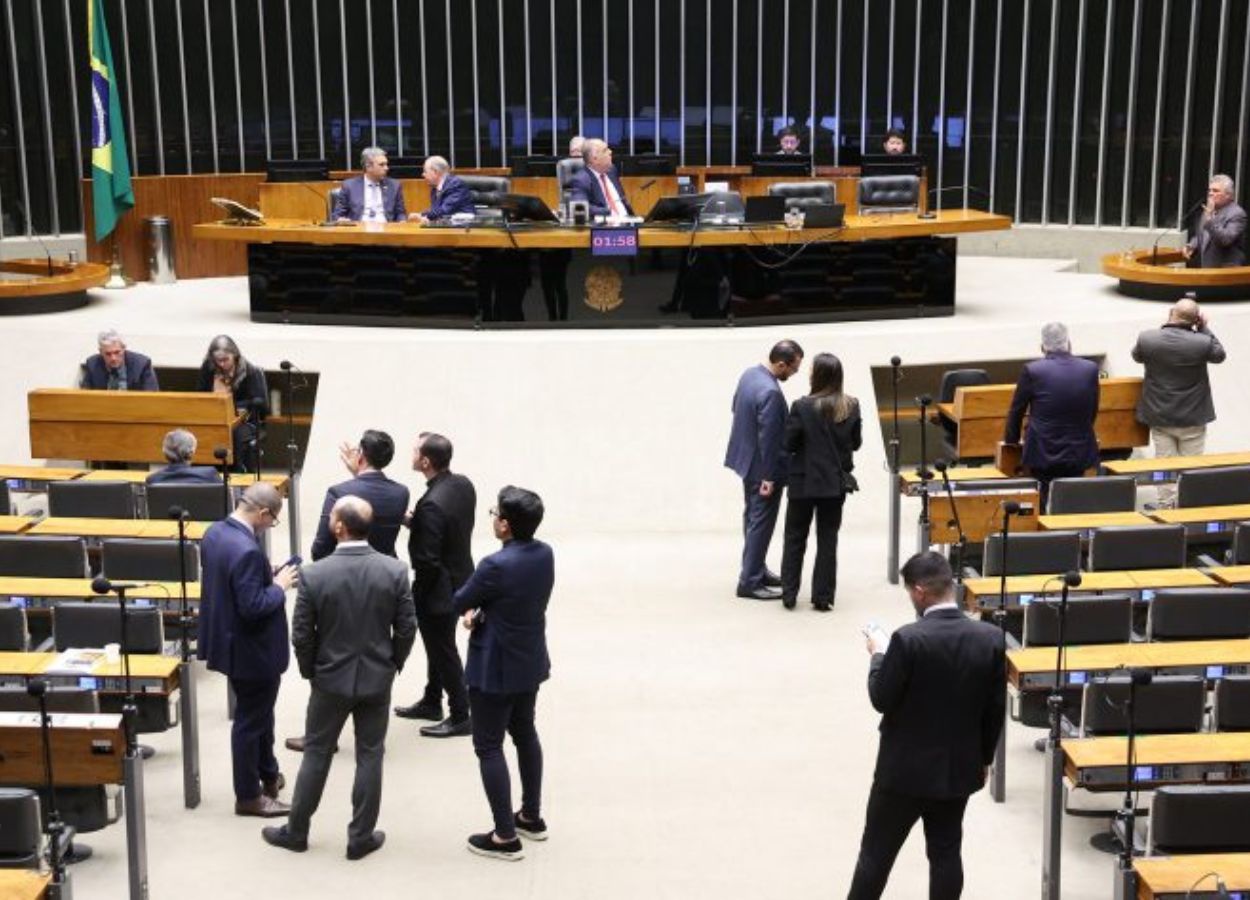 Câmara aprova crédito para conter alta do diesel