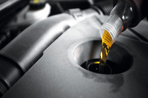 O tradicional óleo diesel também evoluiu e agora ganha o reforço da mistura do biodiesel