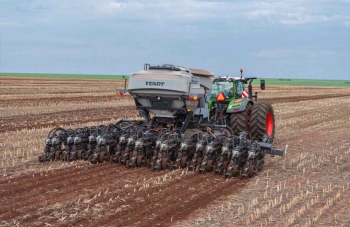 Fendt amplia eficiência no plantio com máquinas integradas