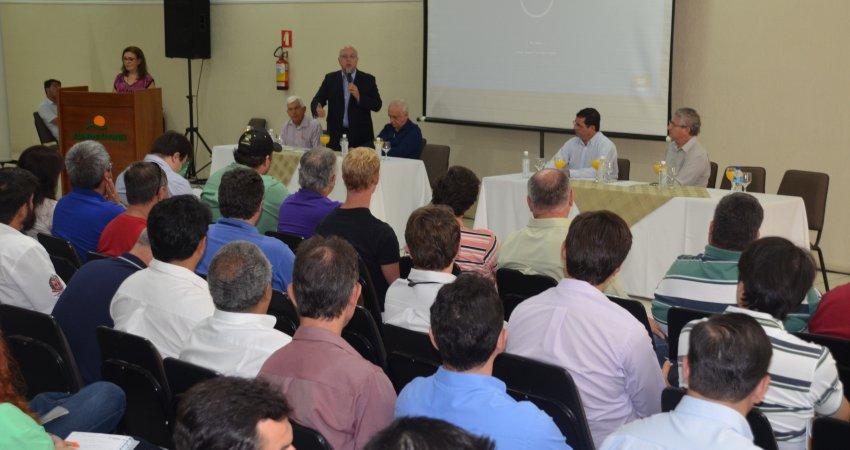 Workshop apresenta sistema de mitigação de cancro cítrico, em Araraquara, SP