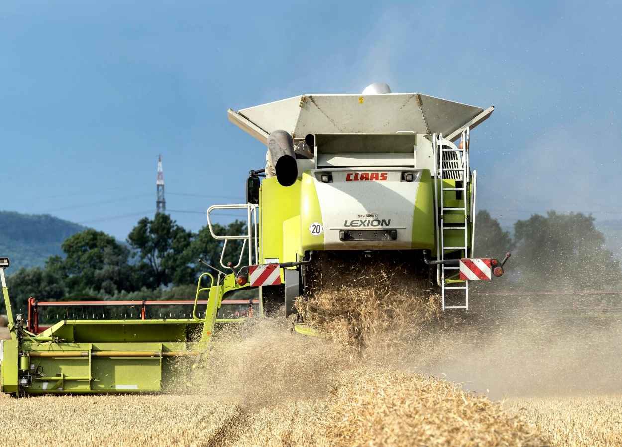 Mercado agrícola recua com pressão externa e demanda incerta