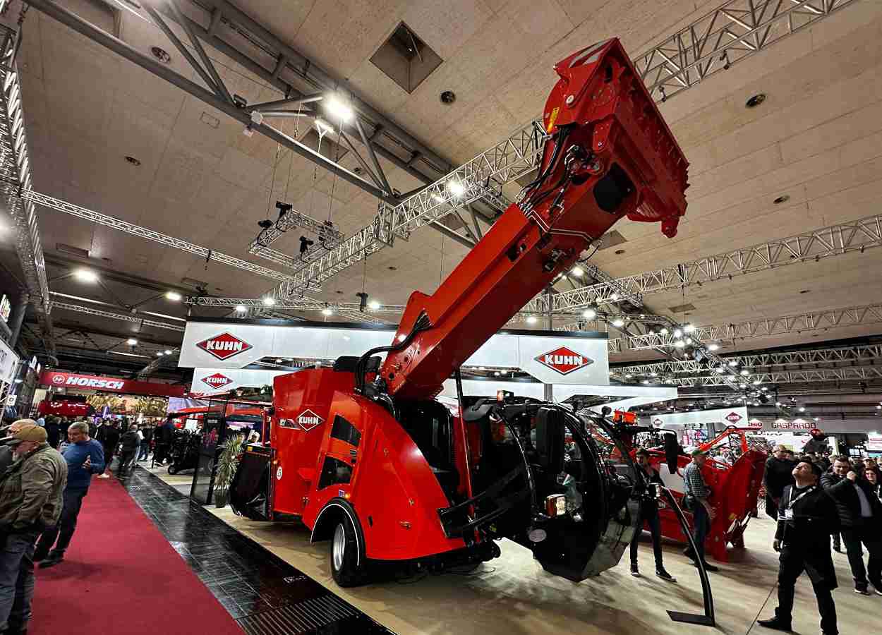 Misturador autopropelido da Kuhn presente na Agritechnica