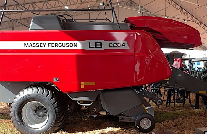 Massey Ferguson lança enfardadora MF 2234 para palha de cana