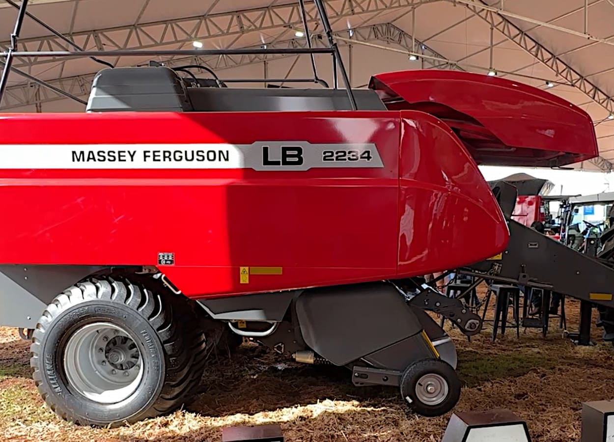 Massey Ferguson lança enfardadora MF 2234 para palha de cana