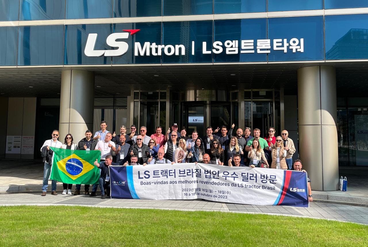 LS Tractor leva comitiva para conhecer inovações e sede na Coreia do Sul