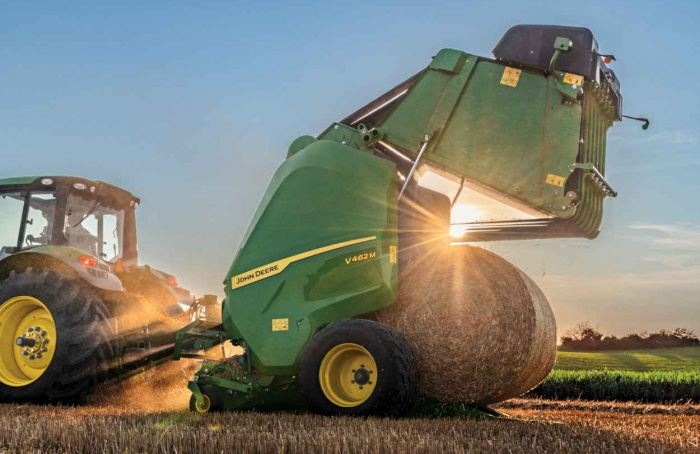 John Deere lança enfardadora V452M