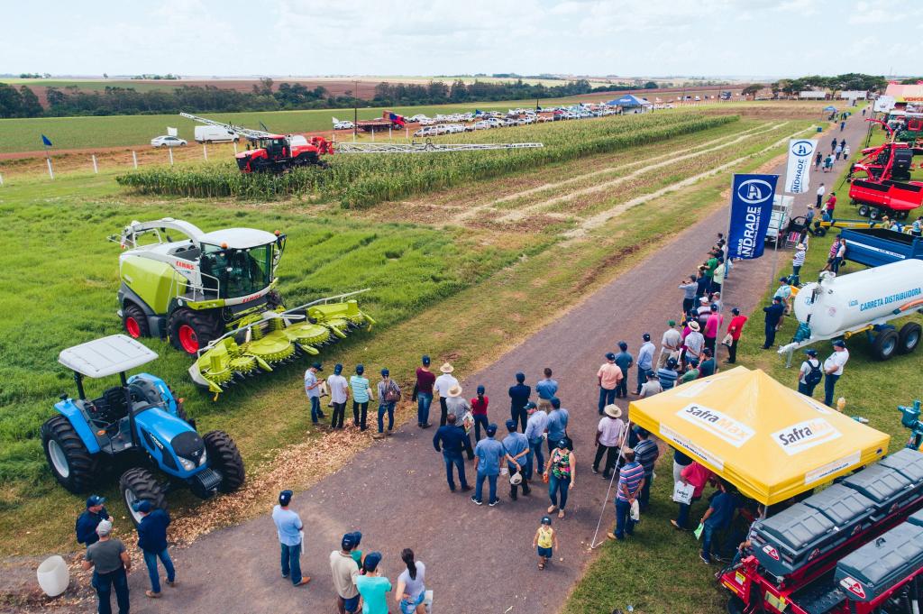 Dia de campo mostra novas  tecnologias a 13 mil pessoas