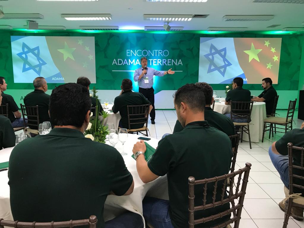 Adama Brasil recebe colaboradores do Grupo Terrena em Londrina, PR