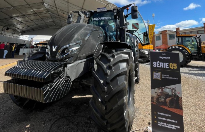 Valtra apresenta Série Q5 de tratores na Expointer 2024