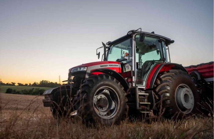 Massey Ferguson apresenta nova geração de máquinas na Expodireto