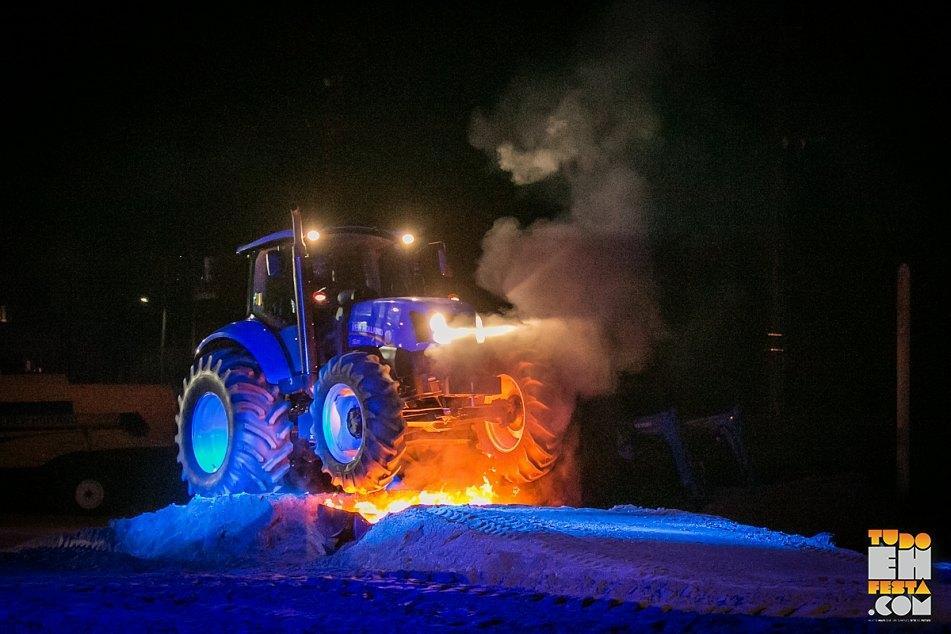 ​Espetáculo de máquinas agrícolas e de construção chega a Palmeira das Missões (RS)