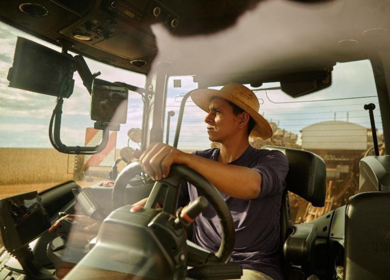 Valtra aposta em tecnologia para a agricultura familiar
