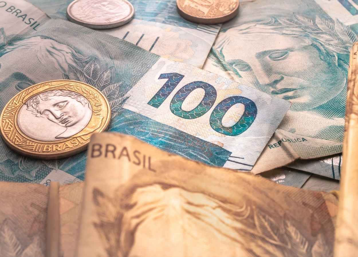 El escenario global y fiscal ejerce presión sobre la trayectoria del real.