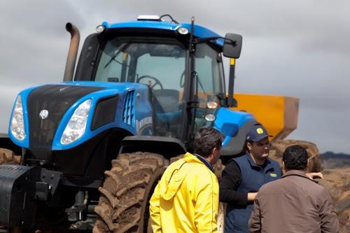 ​New Holland promove treinamento comercial para concessionários