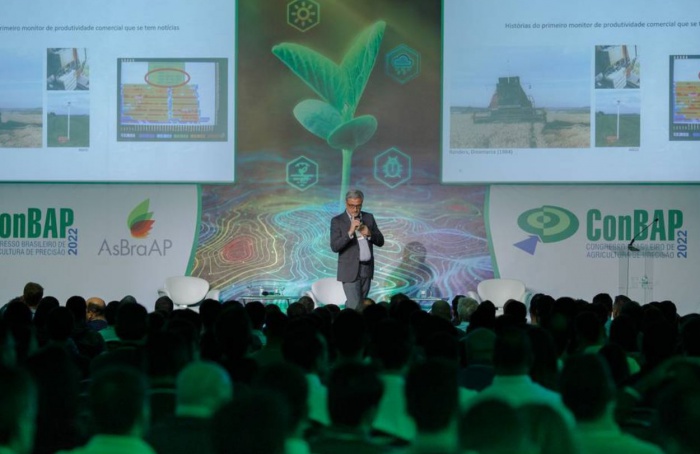 Porto Alegre sedia congresso de agricultura de precisão