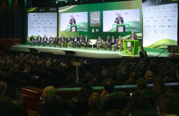 Agro leva propostas aos candidatos à Presidência
