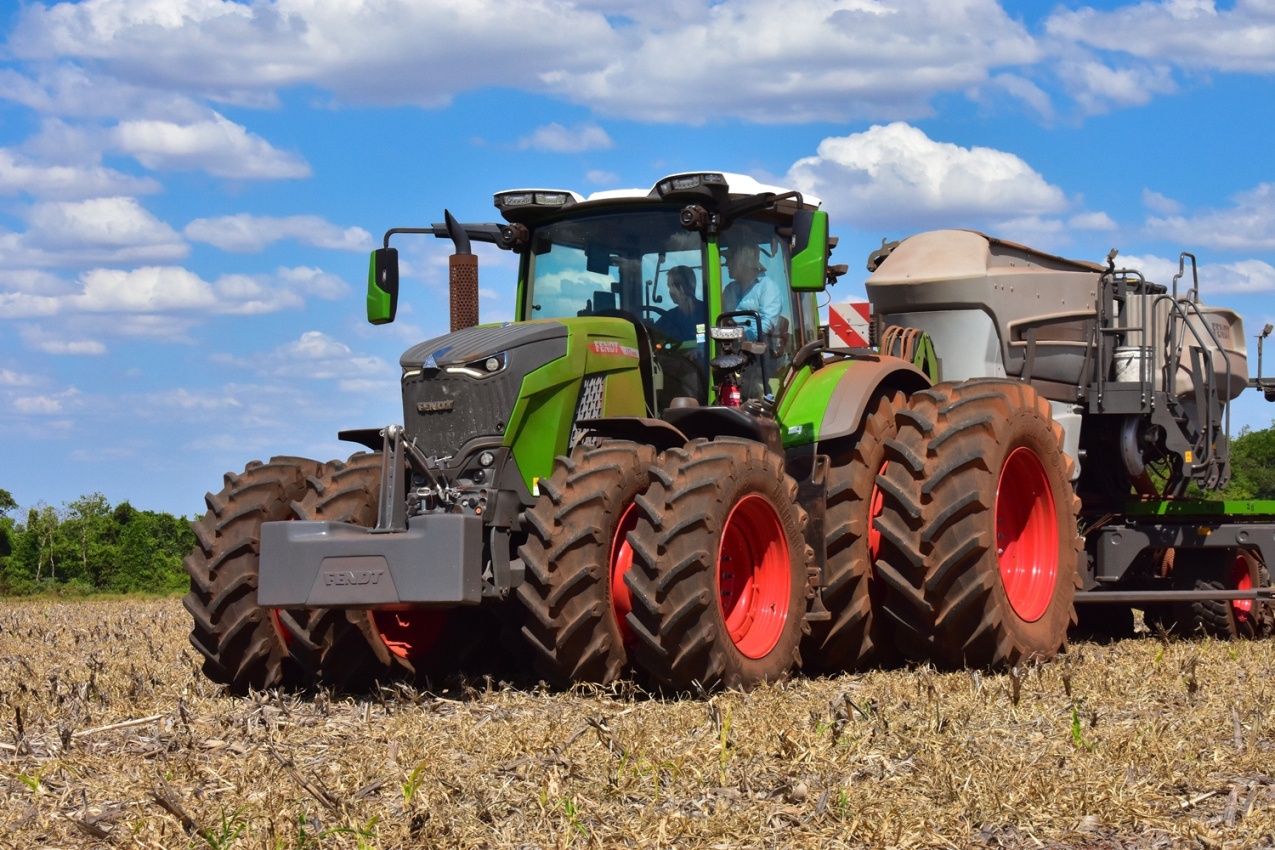 Test Drive exclusivo com o trator Fendt 832 Vario Gen5