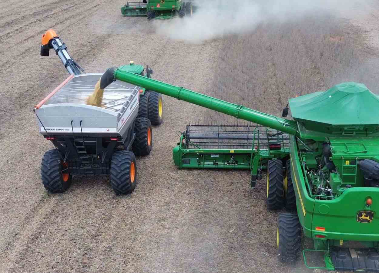 Colheita de soja supera 50% no Cerrado baiano, aponta Aiba