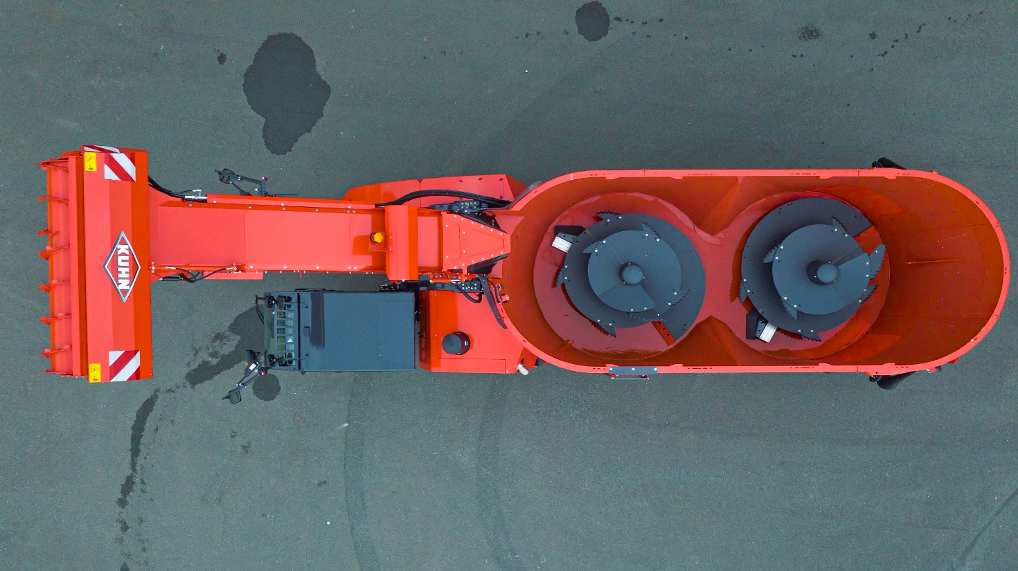 A SPV possui rosca vertical com rotação ajustável entre 20 rpm e 50 rpm proporciona mistura homogênea