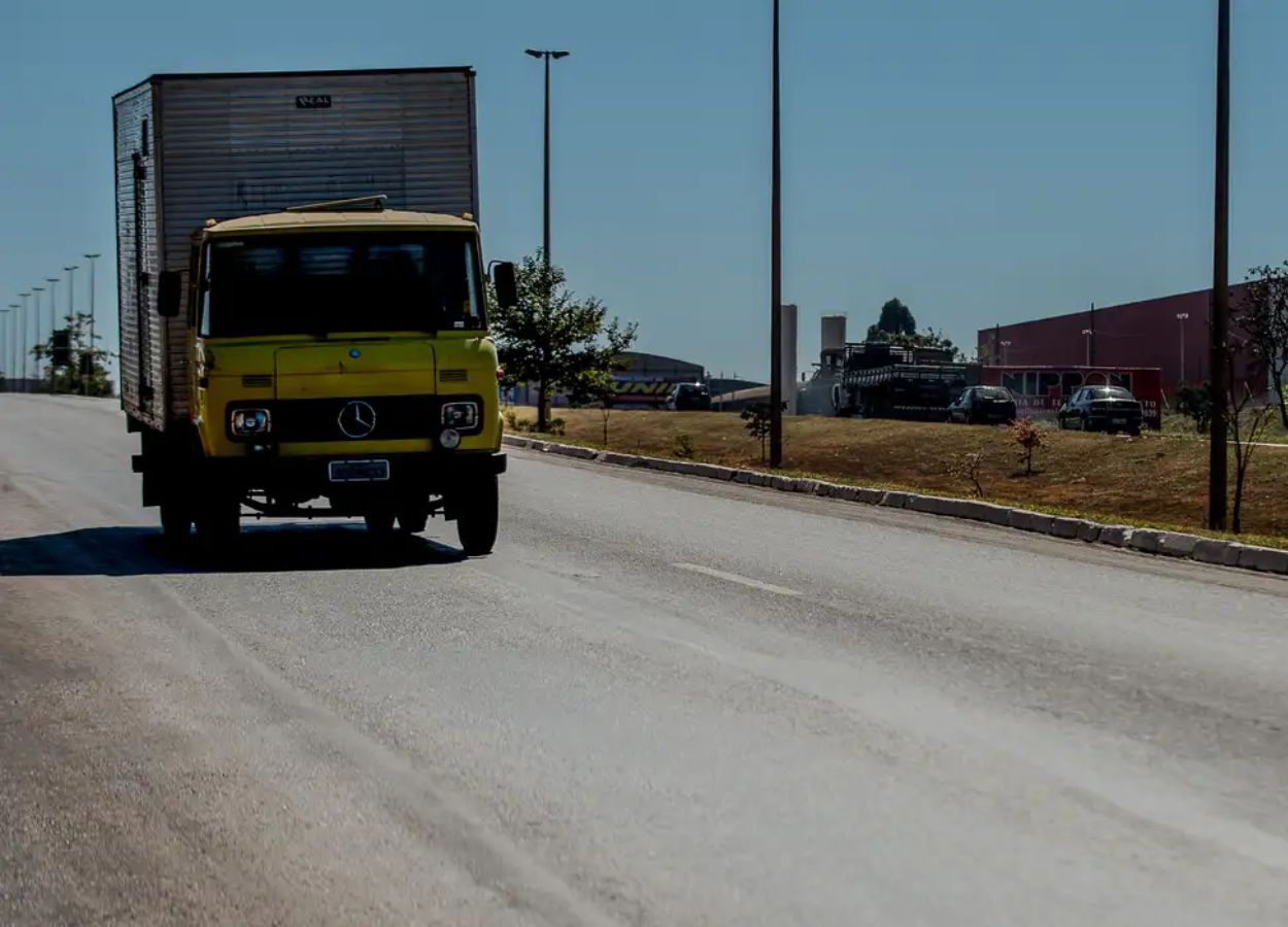 Lei do Frete muda regras para transporte de cargas