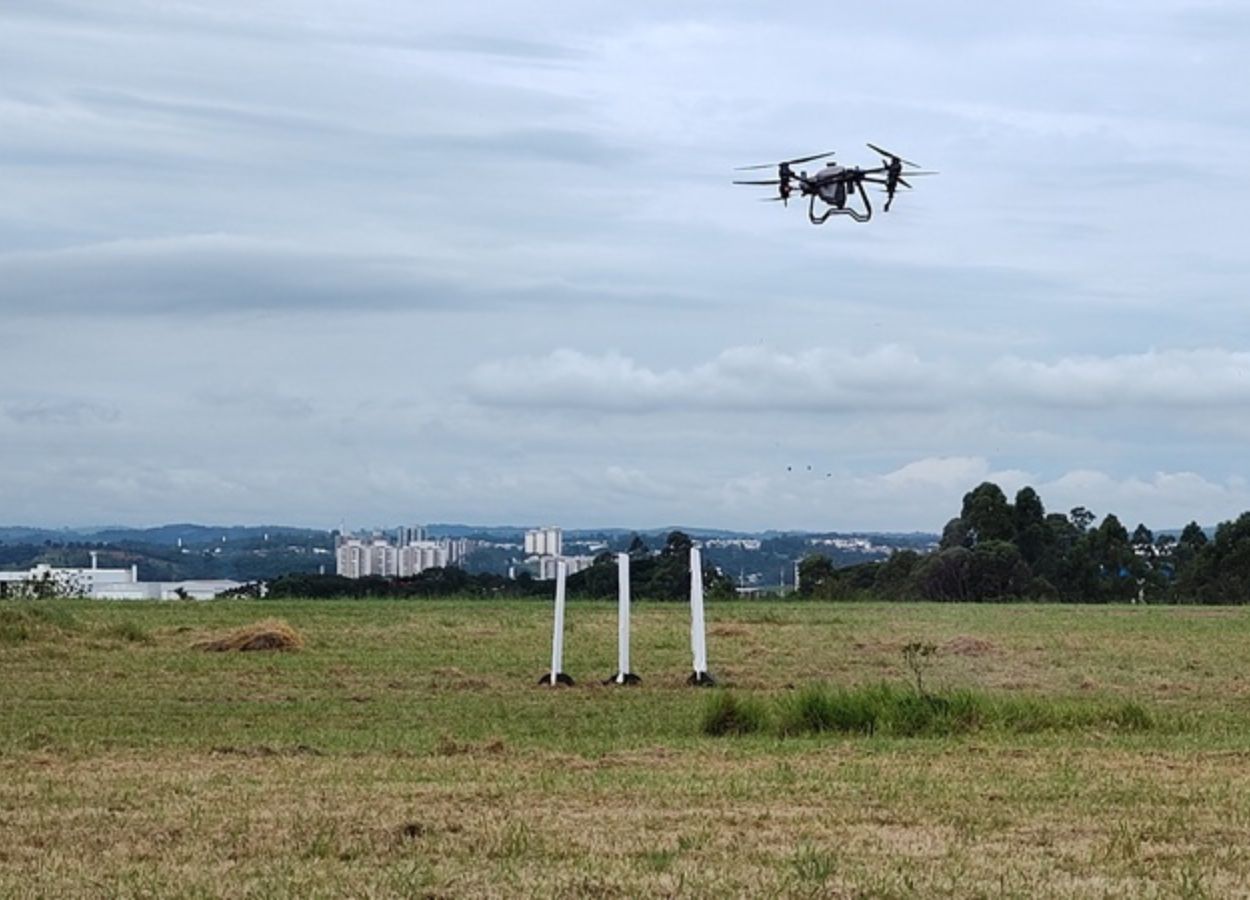 Reunião em SP trata do uso correto de drones no campo